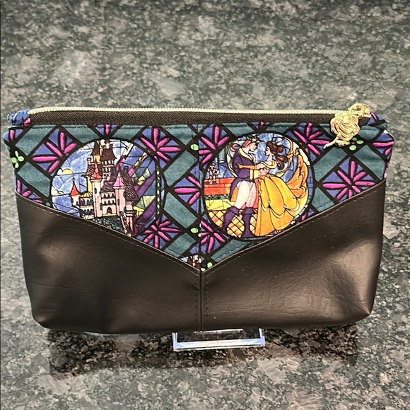 Beauty & the Beast Bundle Stunning Charm Bracelet & Zippered Pouch Gift Set NWOT - Picture 3 of 16